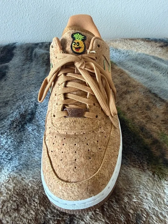 Nike Men’s Air Force 1 Happy Pinneapple - Picture 5 of 16